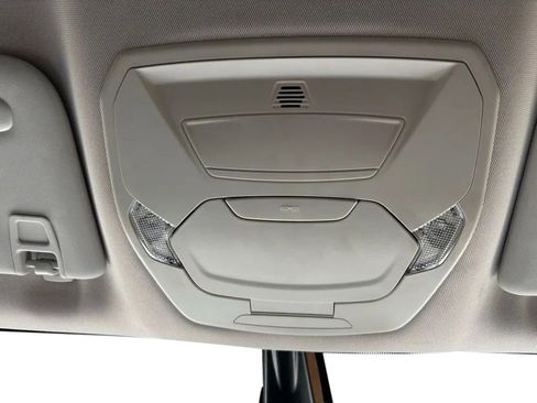 Used 2018 Ford Escape Titanium AWD/4WD image 18