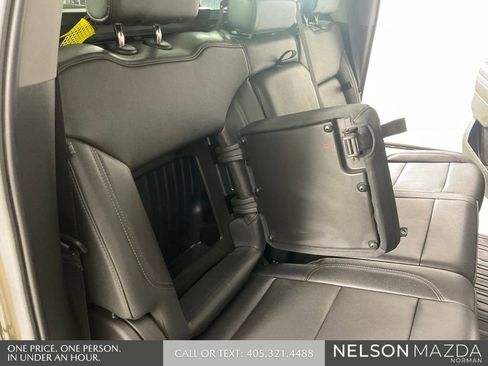 Used 2023 GMC Sierra 1500 Elevation w/ Elevation Premium Package AWD/4WD image 32