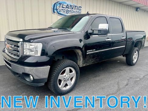 Used 2013 GMC Sierra 2500 SLE w/ HD SLE Premium Package AWD/4WD image 1