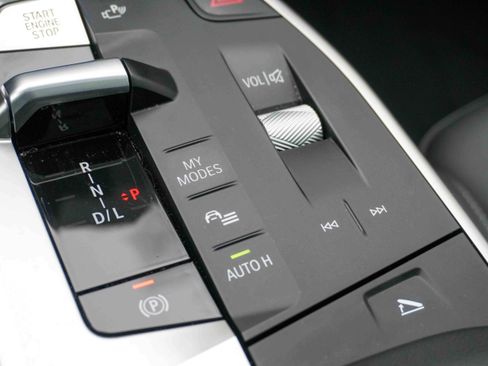 Certified 2025 BMW X1 xDrive28i image 25