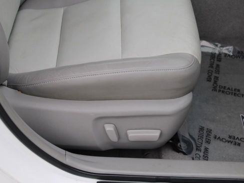 Used 2012 Toyota Camry XLE image 20