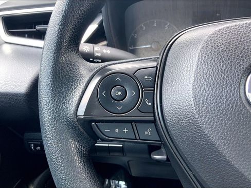 Used 2024 Toyota Corolla LE FWD image 23