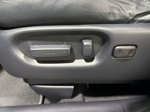 Used 2008 Honda CR-V EX-L image 12