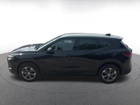 Used 2026 Chevrolet Blazer LT FWD image 7