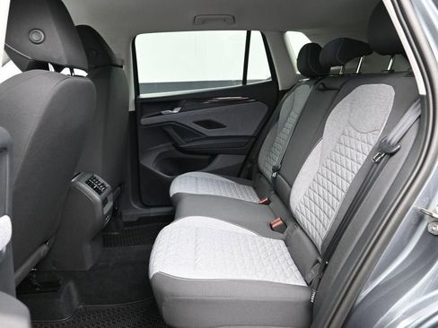 New 2025 Volkswagen Tiguan S image 9