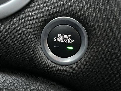 Used 2023 Chevrolet Malibu LT image 29