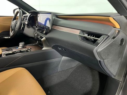 Used 2023 Lexus RX 350 image 31