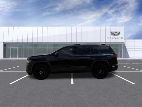 Used 2023 GMC Acadia SLE w/ Driver Convenience Package FWD image 5