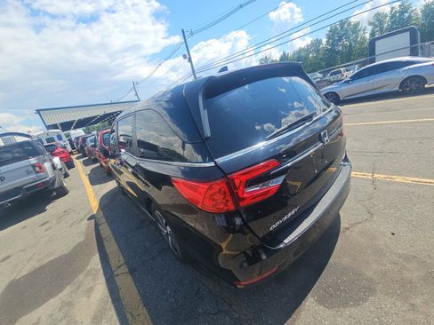 Used 2023 Honda Odyssey Touring image 6