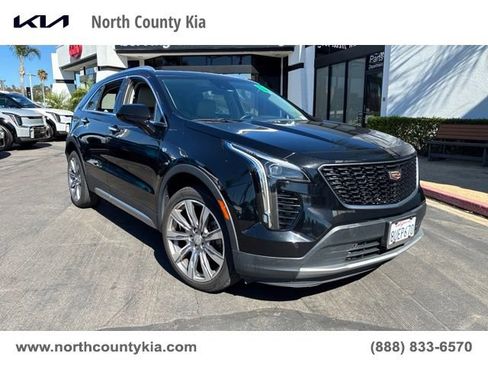 Used 2019 Cadillac XT4 Premium Luxury w/ Technology Package AWD/4WD image 1