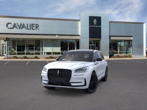 New 2025 Lincoln Corsair Reserve w/ Jet Appearance Package image 2