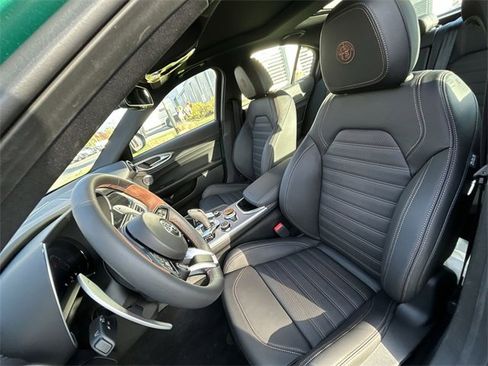 New 2025 Alfa Romeo Giulia AWD w/ Driving Assist Package image 11