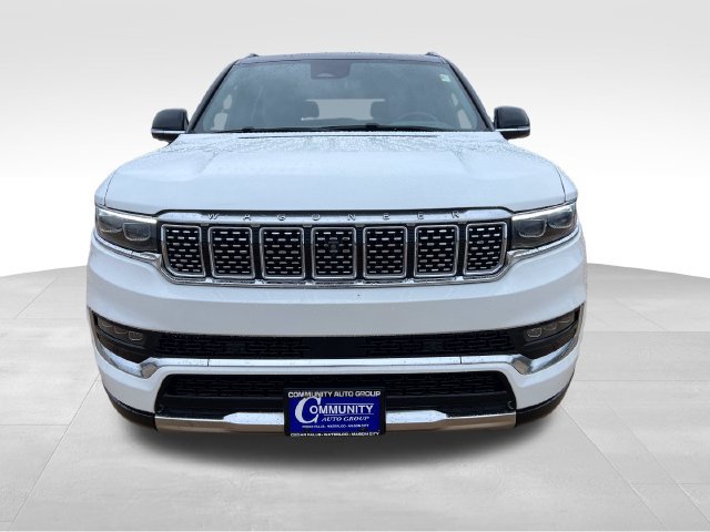 Used 2023 Jeep Grand Wagoneer Series II AWD/4WD image 10