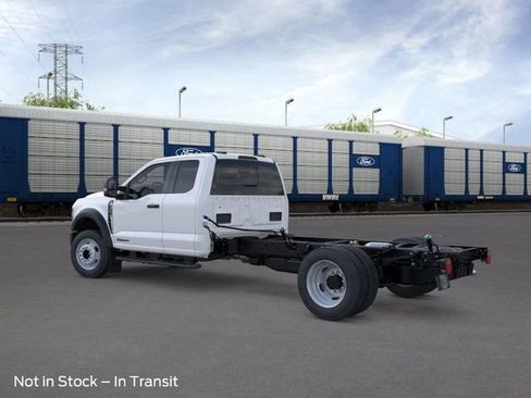 New 2026 Ford F550 4x4 SuperCab Super Duty image 4