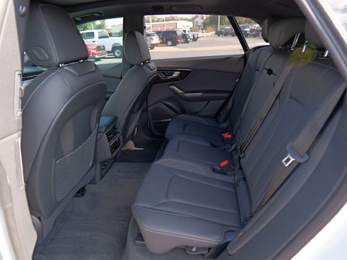 New 2025 Audi Q8 Premium Plus image 35