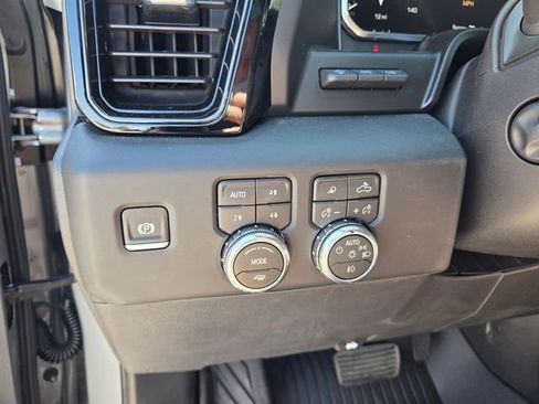 New 2026 GMC Sierra 1500 AT4 w/ AT4 Premium Package AWD/4WD image 23