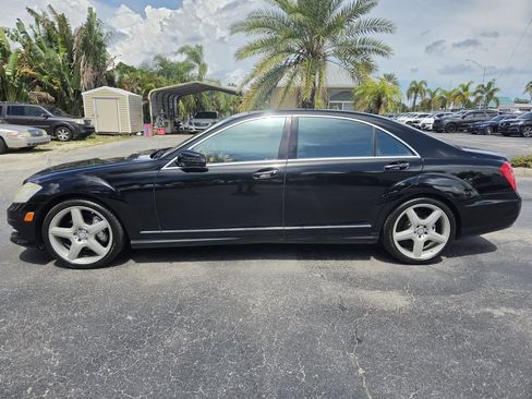 Used 2013 Mercedes-Benz S 550 w/ Sport Pkg Plus One image 2