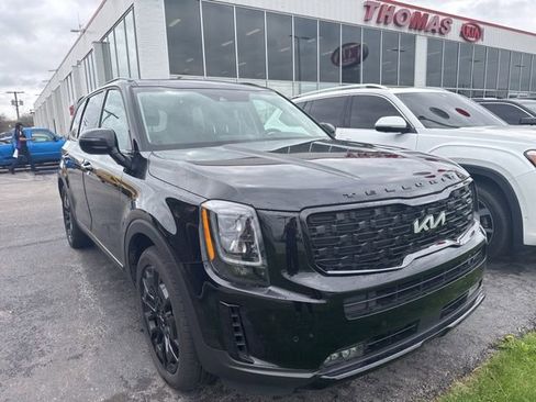 Certified 2022 Kia Telluride SX w/ Nightfall Edition Package image 3