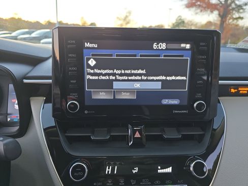 Used 2022 Toyota Corolla LE image 21