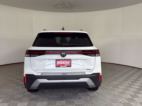 New 2026 Volkswagen Tiguan SE AWD/4WD image 5