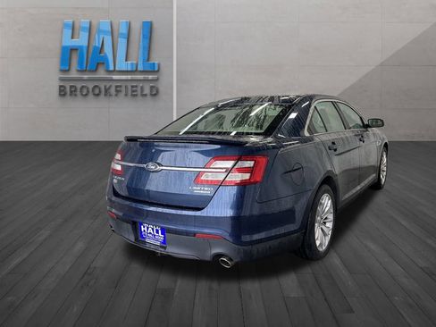Used 2017 Ford Taurus Limited image 5