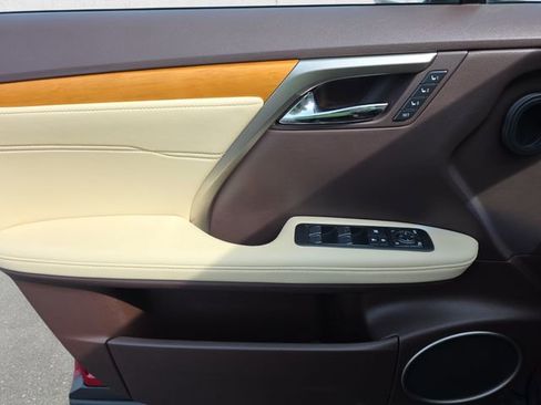 Used 2019 Lexus RX 350 AWD w/ Navigation Package image 27