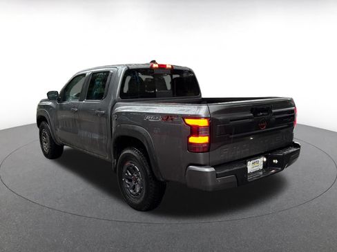 Used 2026 Nissan Frontier PRO-4X AWD/4WD image 5
