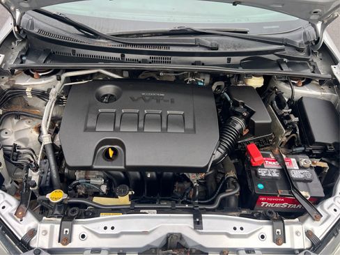 Used 2015 Toyota Corolla LE image 21