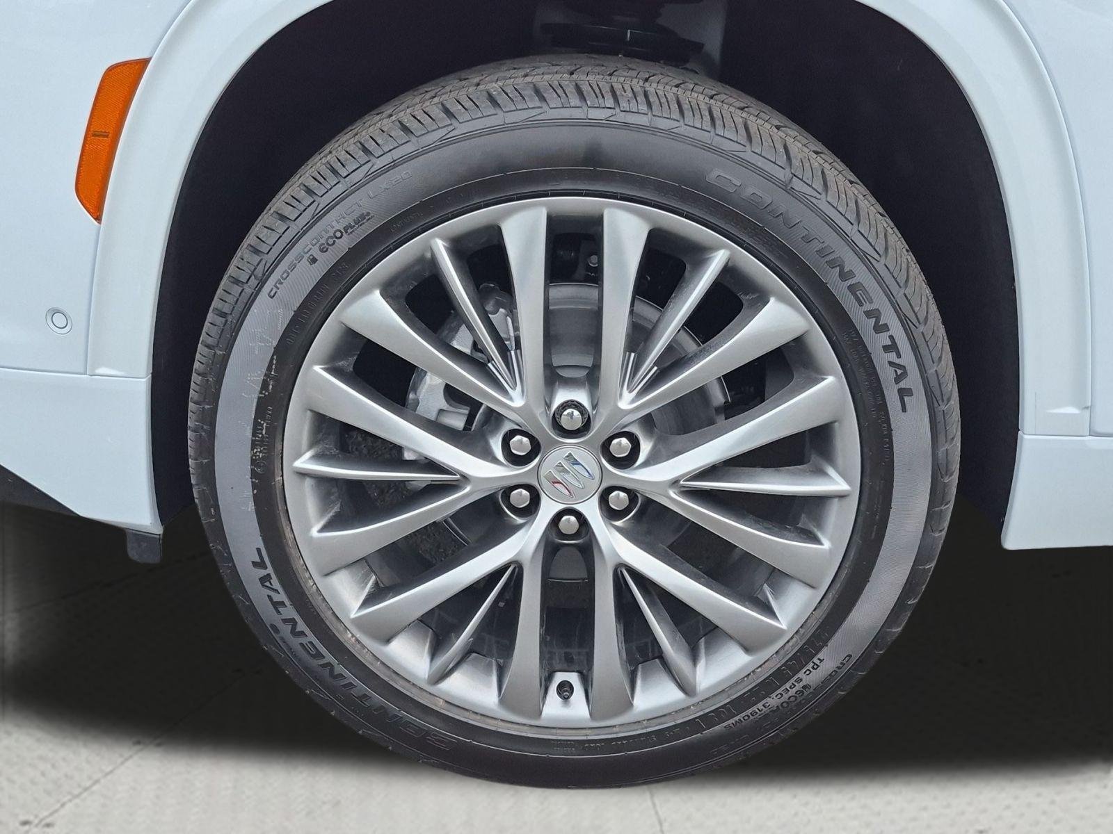 New 2026 Buick Enclave Avenir w/ Super Cruise Package FWD image 34