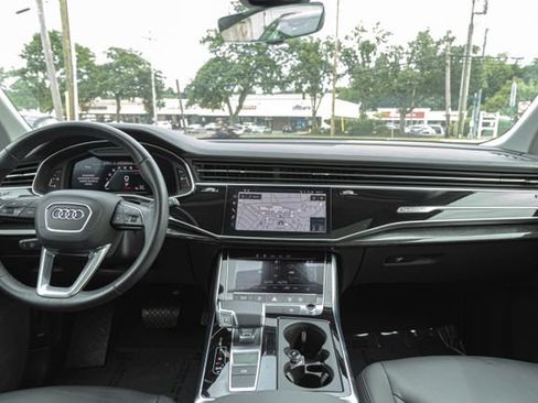Used 2023 Audi Q7 2.0T Premium w/ Convenience Package AWD/4WD image 16
