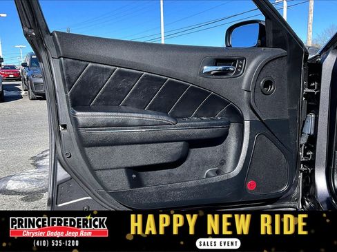 Used 2013 Dodge Charger R/T image 20