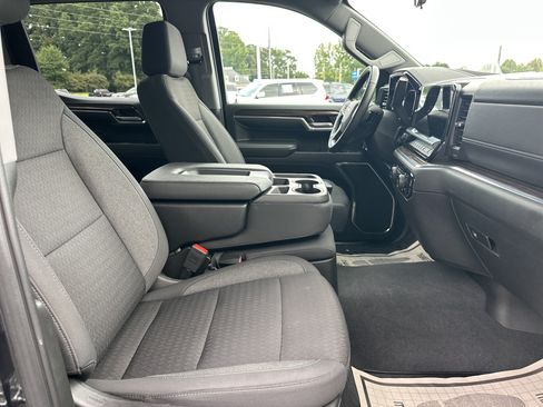 Used 2023 Chevrolet Silverado 1500 LT AWD/4WD image 14