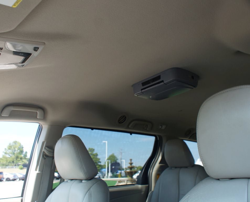 Used 2014 Toyota Sienna LE FWD image 6