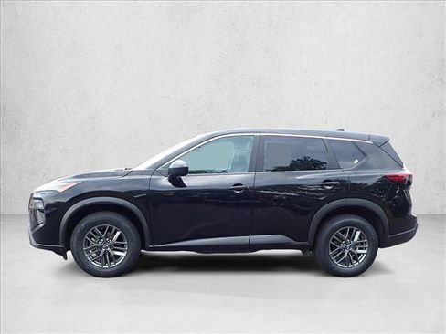 Used 2024 Nissan Rogue S AWD/4WD image 12