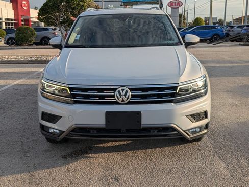 Used 2018 Volkswagen Tiguan SEL Premium FWD image 6
