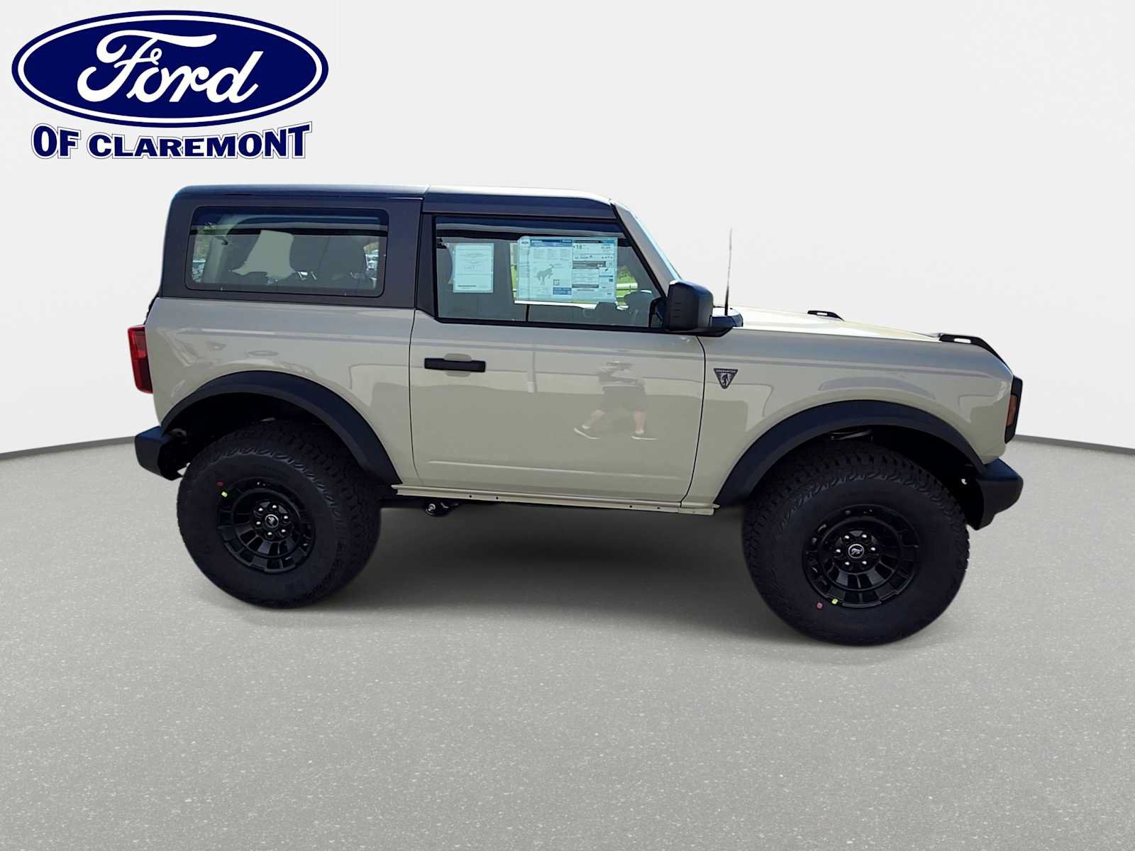 New 2026 Ford Bronco 2-Door w/ Sasquatch Package AWD/4WD image 9