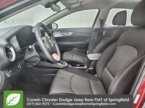 Used 2024 Kia Forte LXS image 19