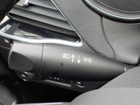 Used 2020 Jeep Cherokee Limited AWD/4WD image 22