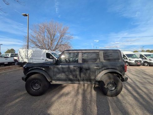 Used 2024 Ford Bronco Black Diamond image 8