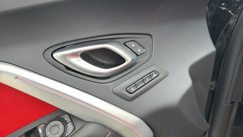 Used 2023 Chevrolet Camaro SS RWD image 19