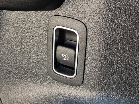 Used 2026 Mercedes-Benz GLA 250 4MATIC image 23