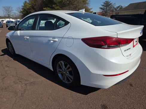 Used 2017 Hyundai Elantra Value Edition w/ Cargo Package image 5