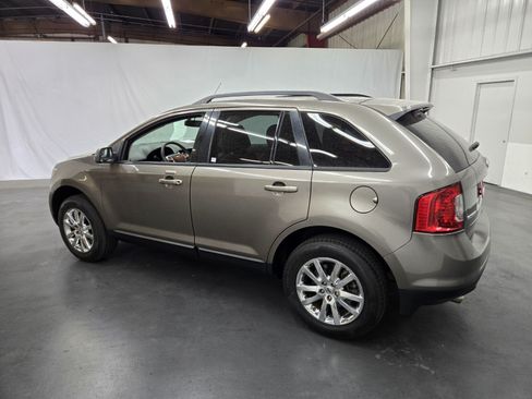Used 2014 Ford Edge SEL w/ Equipment Group 204A FWD image 3