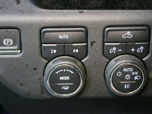 Used 2023 Chevrolet Silverado 1500 RST w/ Convenience Package II AWD/4WD image 18