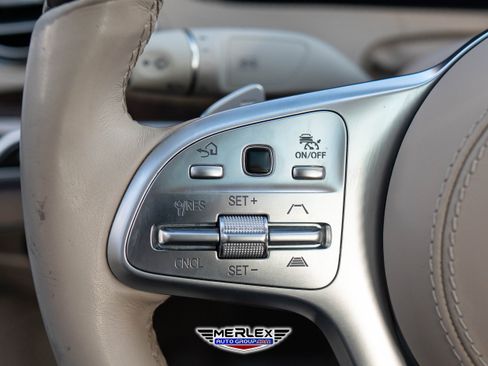 Used 2018 Mercedes-Benz S 560 4MATIC Sedan w/ Premium Package image 24