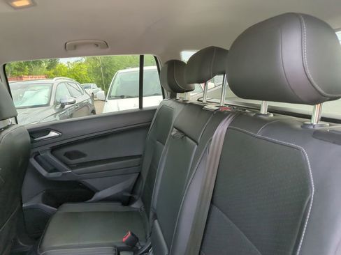 Used 2018 Volkswagen Tiguan SE image 7