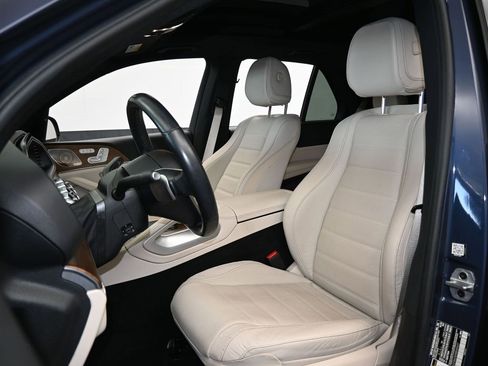 Used 2024 Mercedes-Benz GLE 450e 4MATIC image 10