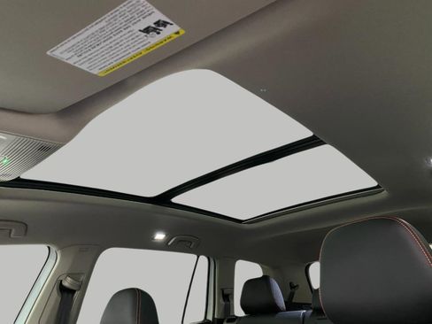 New 2026 Volkswagen Atlas Peak Edition AWD/4WD image 31