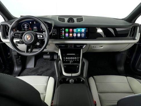 New 2026 Porsche Cayenne AWD image 20