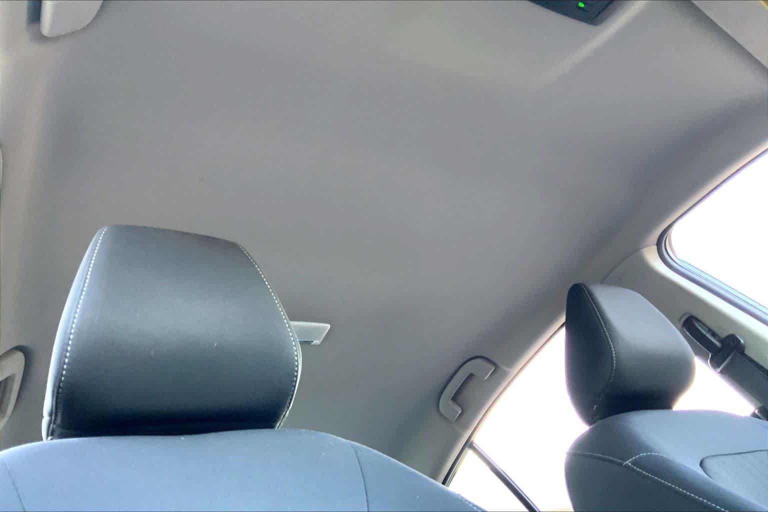 Used 2025 Nissan Altima 2.5 SV FWD image 13